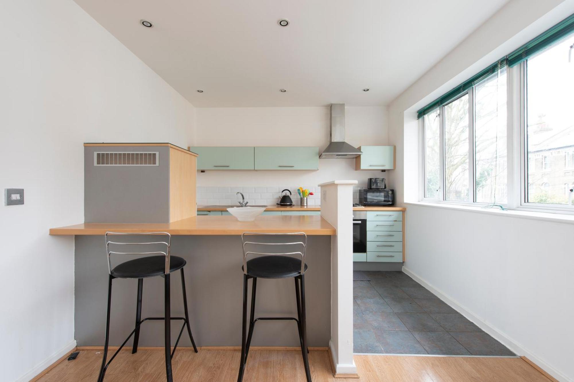 Modern Luxury Apartment By Bow Road Station London Bagian luar foto